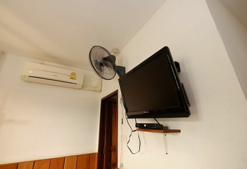 בית מלון כפרי The Good View Guesthouse