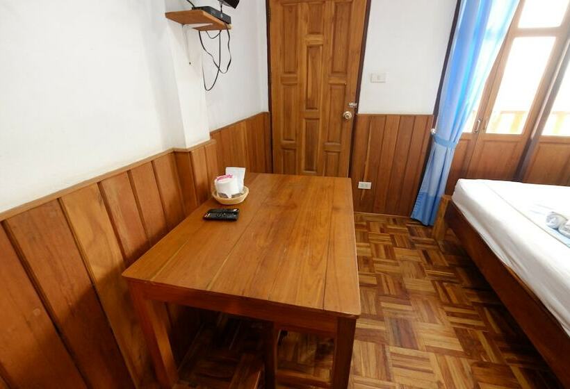 בית מלון כפרי The Good View Guesthouse