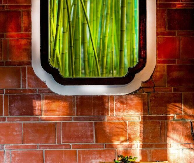 هتل The One Nanyuan