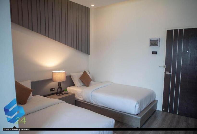 בית מלון כפרי The S24 Resort Buriram