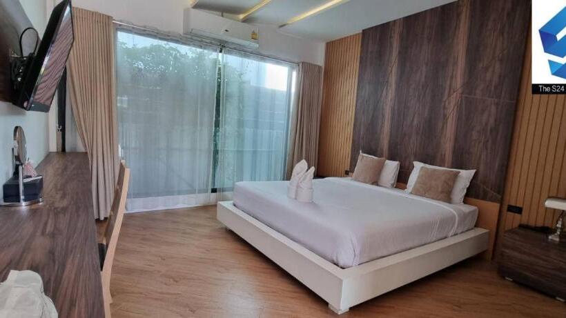 בית מלון כפרי The S24 Resort Buriram