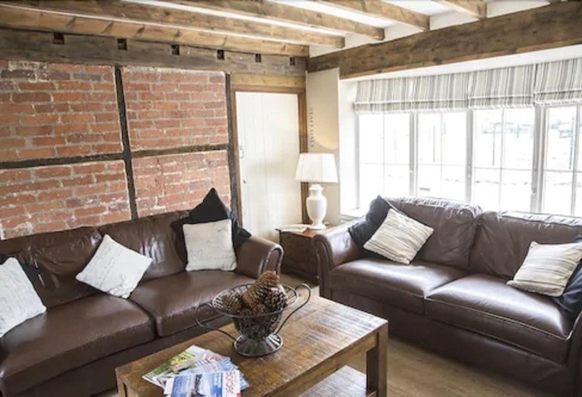 ホテル The Salwey Arms