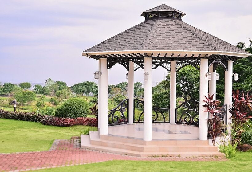 בית מלון כפרי Thunderbird Resorts   Rizal