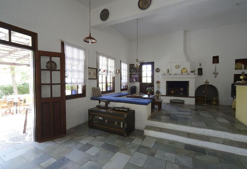 فندق Vagia Traditional