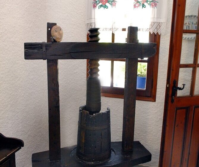 فندق Vagia Traditional