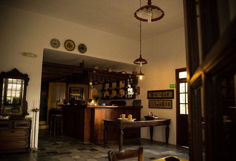 酒店 Vagia Traditional