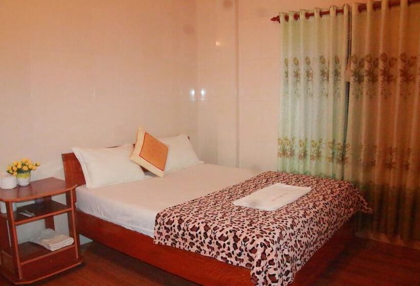 هتل Van Anh Hostel