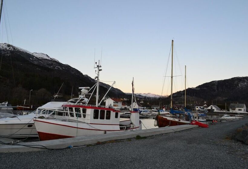 Отель Vikedal Vertshus