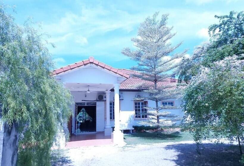 호텔 Villa Solihin