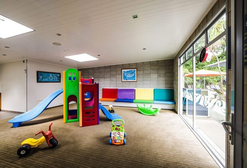 בית מלון כפרי Tasman Holiday Parks   Waihi Beach