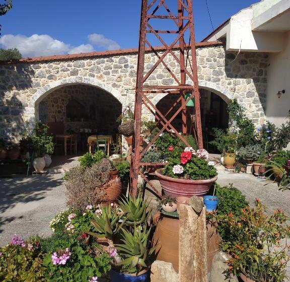 Отель Windy Place