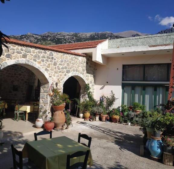 Отель Windy Place