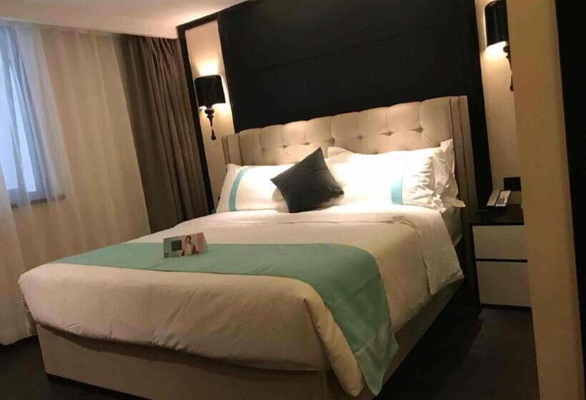 Xana Hotelle Nanchang Tengwang Pavilion Wanshougong