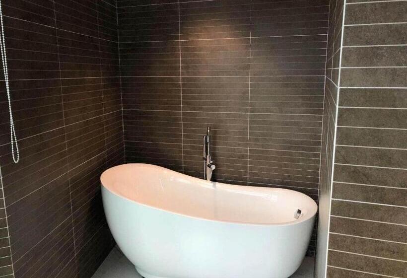 Xana Hotelle Nanchang Tengwang Pavilion Wanshougong