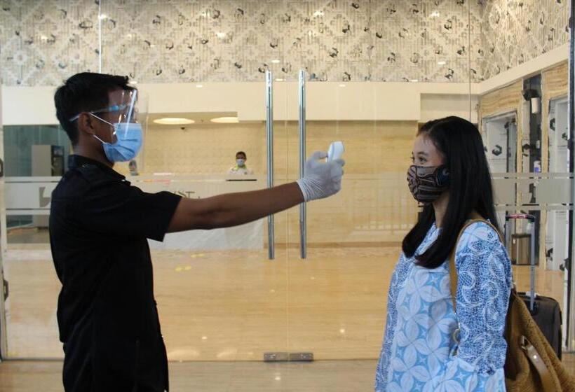 Zest Parang Raja Solo By Swiss Belhotel International