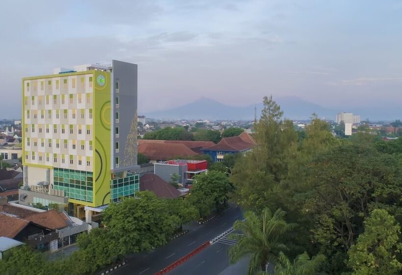 Zest Parang Raja Solo By Swiss Belhotel International