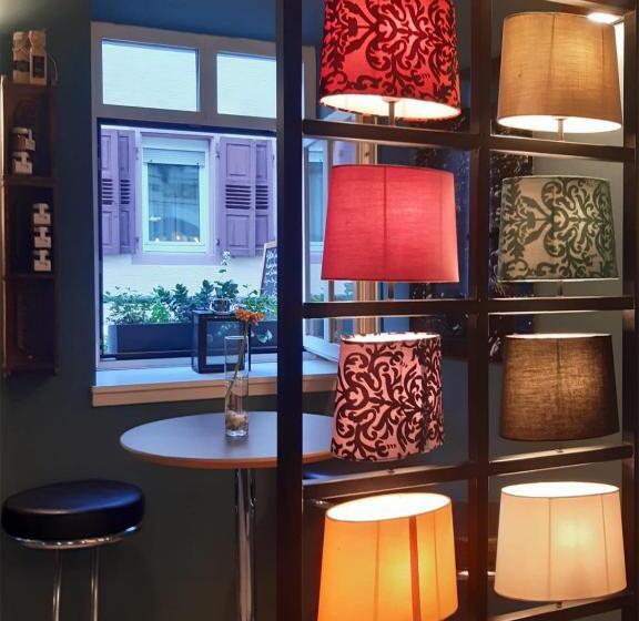 בית מלון כפרי Zur Krone