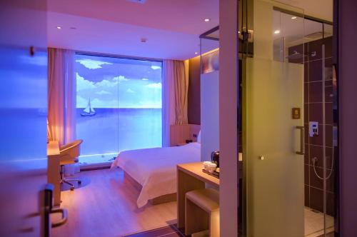 Отель Iu S·taiyuan Yingze Xida Street