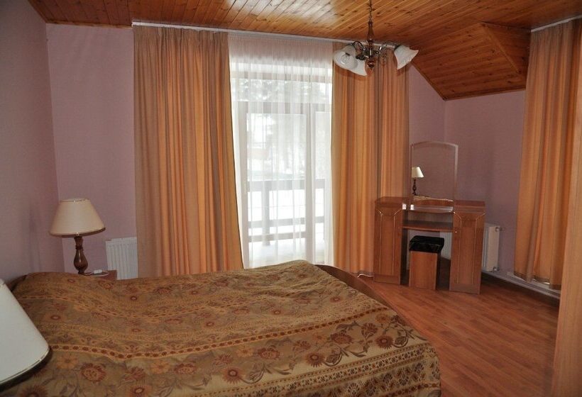 Mini Hotel Club Bon Ton