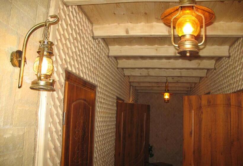 پانسیون артгір гостинний двір