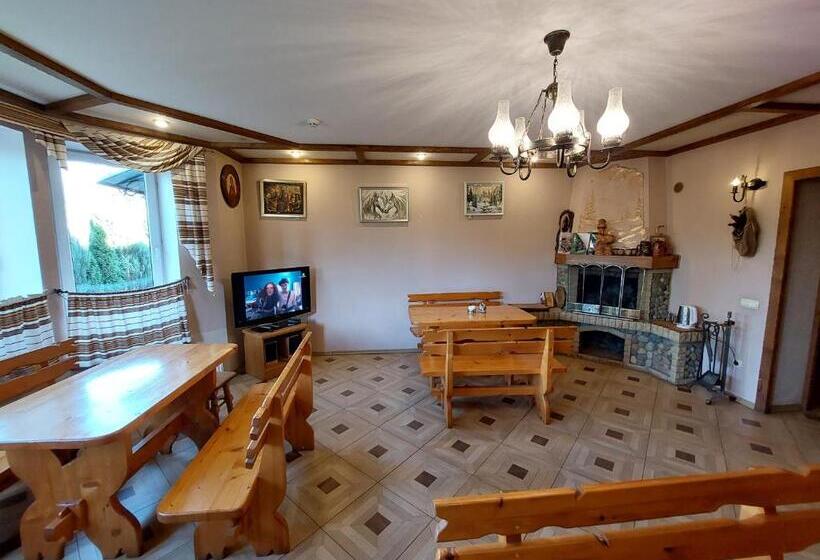 پانسیون артгір гостинний двір