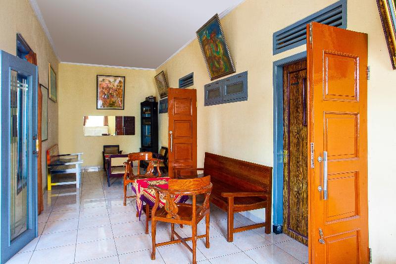 Spot On 2815 Hotel Damai