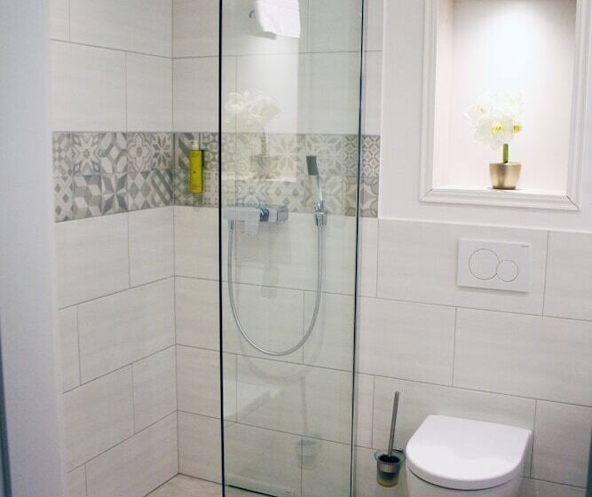 Trautwein   Das Winzerhotel Am La Roche