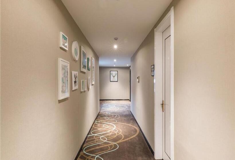 Xana Hotelle·zibo Shandong University Of Technology East Campus