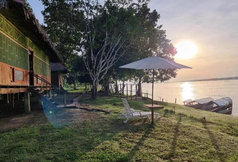 فندق صغير Milia Amazon Lodge