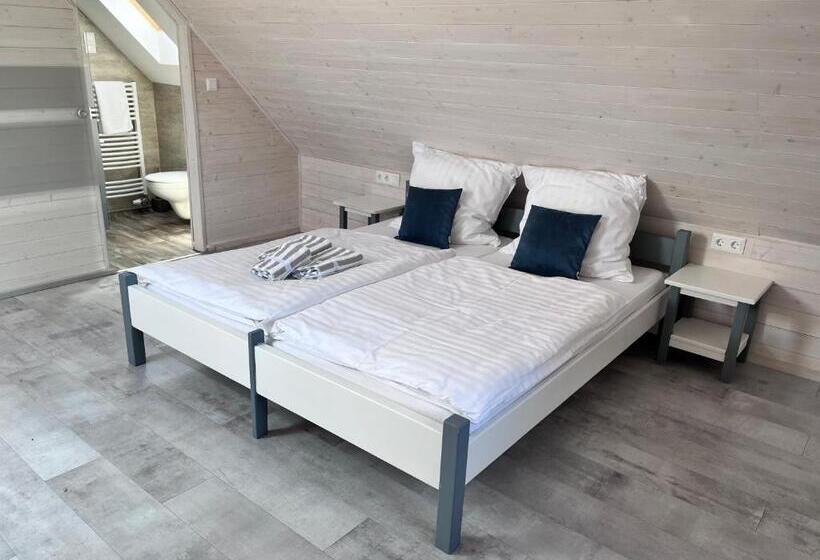 مبيت وإفطار Beck S Borveranda Palkonya