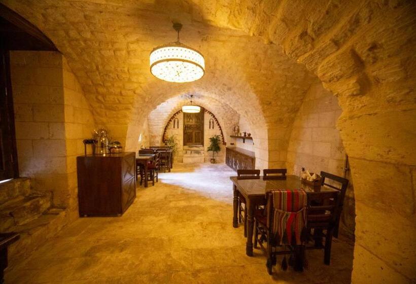 تختخواب و صبحانه Hayatlı Konak