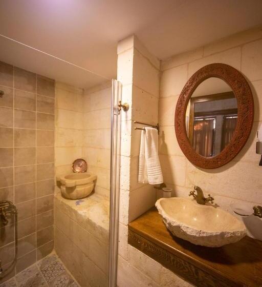 تختخواب و صبحانه Hayatlı Konak