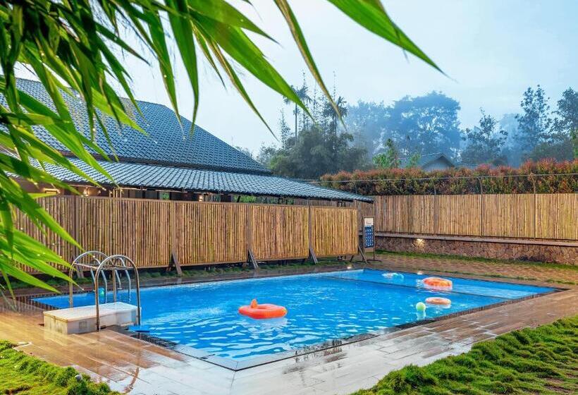 Coffee Greens Resort