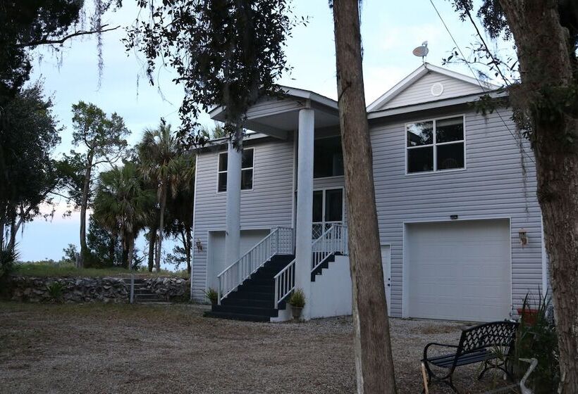 Crystal River Lullaby B&b