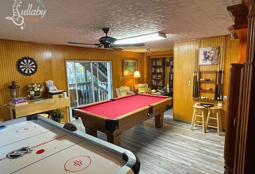 Crystal River Lullaby B&b