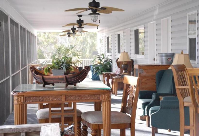 Crystal River Lullaby B&b