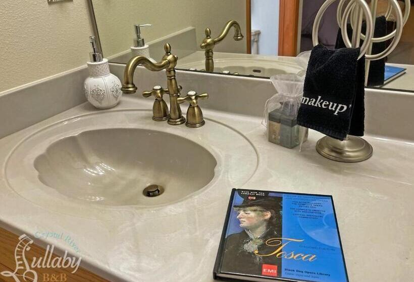 Crystal River Lullaby B&b