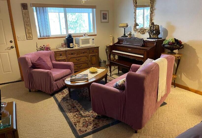 Crystal River Lullaby B&b