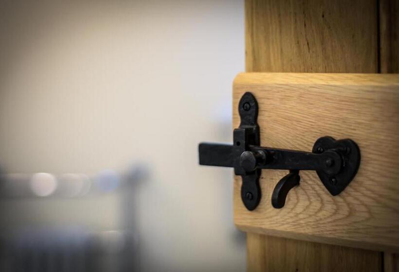 ホテル Griffin Inn