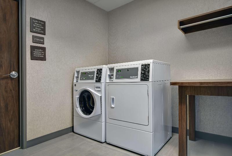 בית מלון כפרי Hampton Inn Cave City, Ky