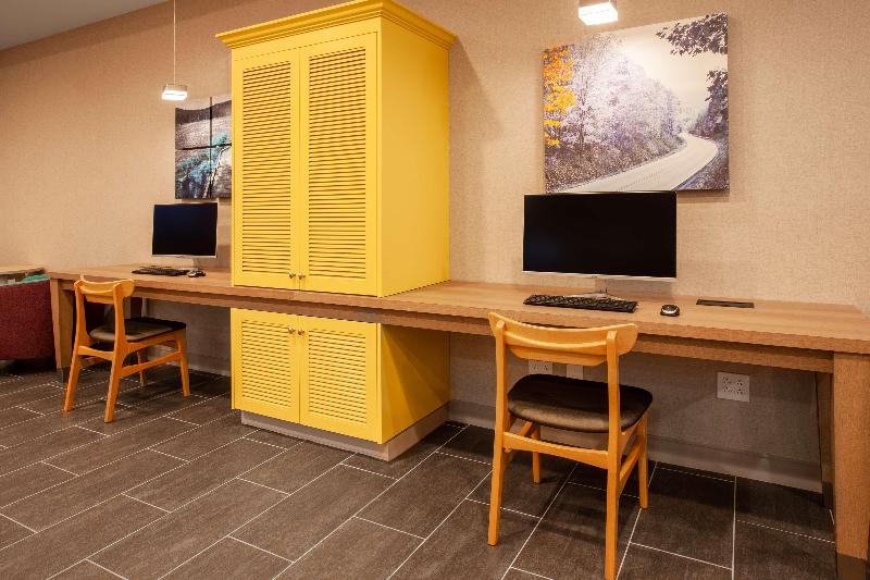 فندق Home2 Suites By Hilton Lewisburg