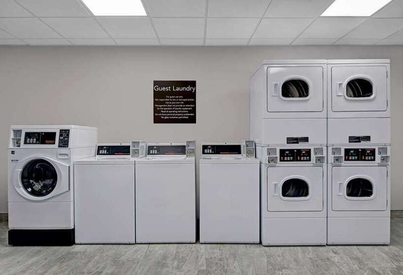 Отель Homewood Suites By Hilton Edison Woodbridge