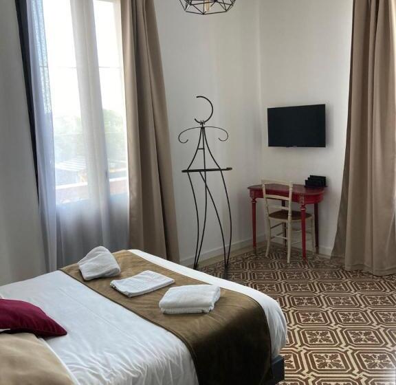 Отель Hôtel La Demeure Coloniale