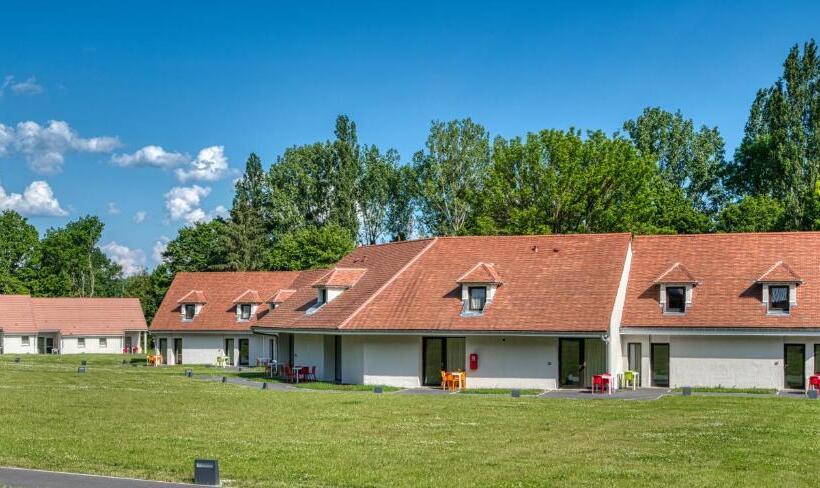 فندق Lac D Orient