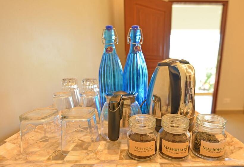 هتل Manohari The Tea Retreat