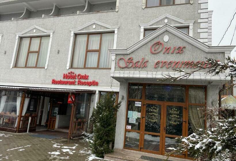 Hotel Onix