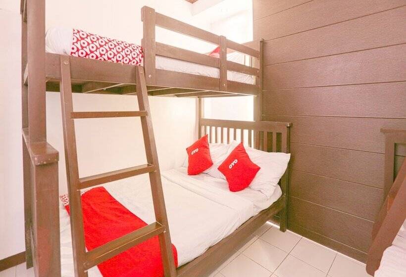 فندق Oyo 759 El Ronaldo Suites