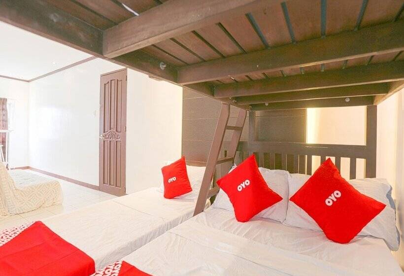 فندق Oyo 759 El Ronaldo Suites