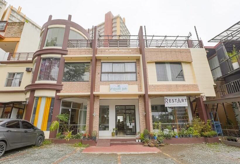 فندق Oyo 759 El Ronaldo Suites