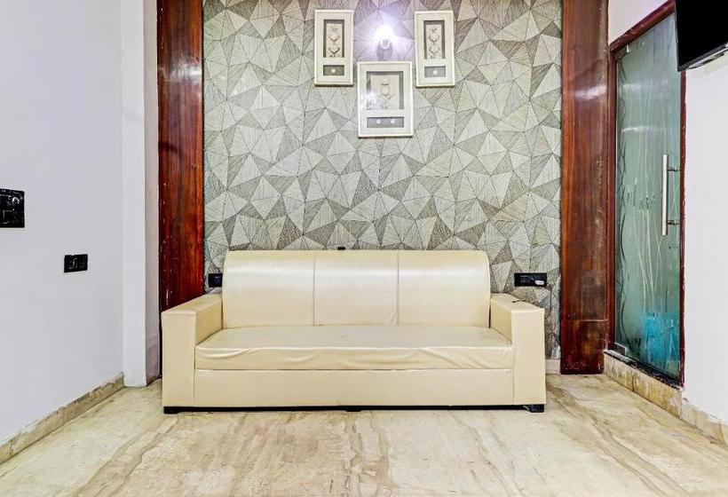 ホテル Oyo 78950  Grand Velly